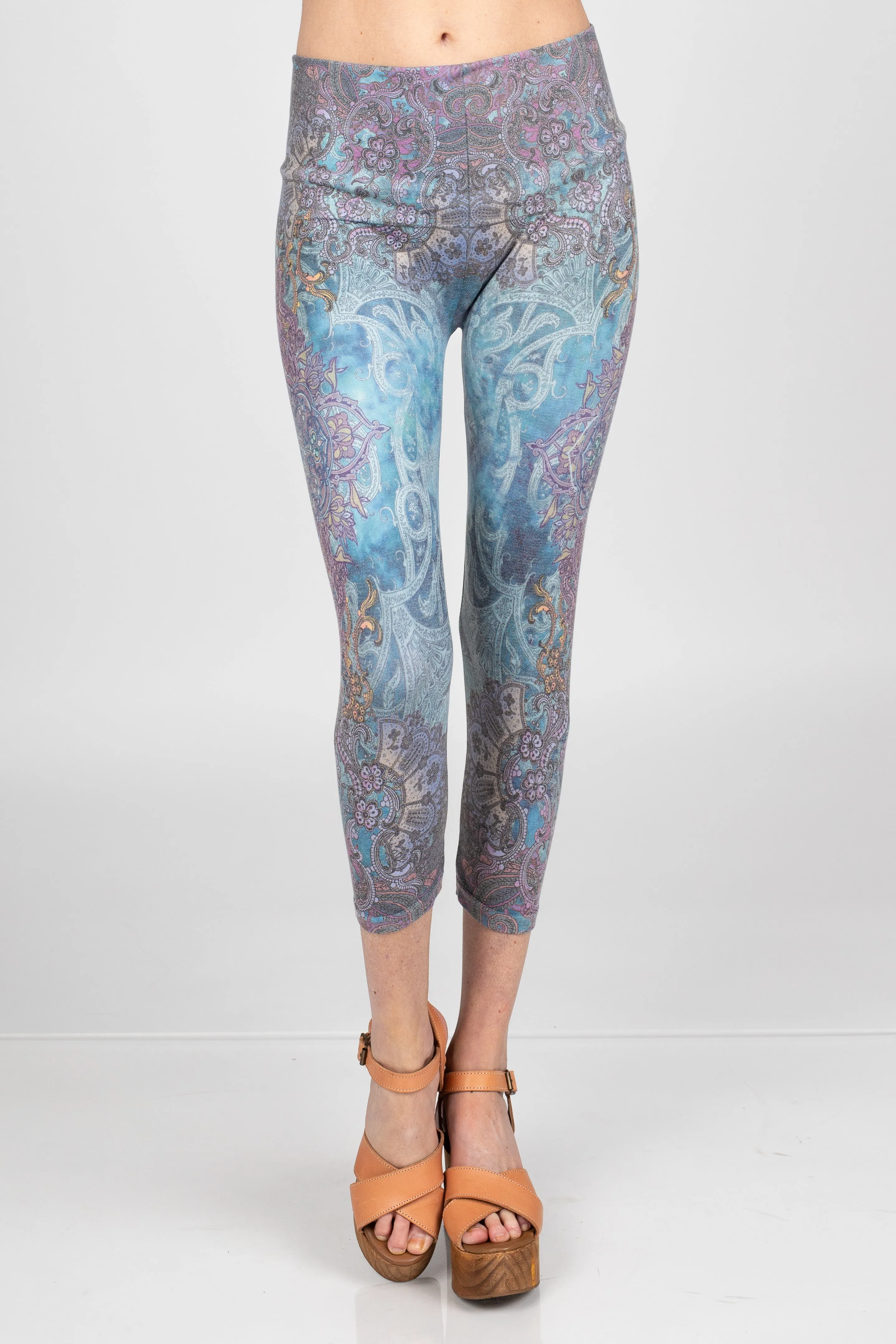 B4438W  "TWIST EXCLUSIVE"  High Waist Crop Mandala Leggings by M.Rena